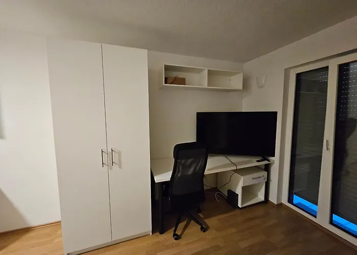 State Of The Art Apartment In The City Center Nuernberg