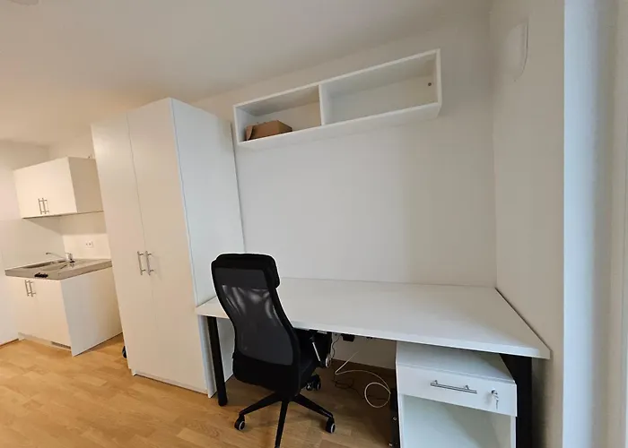 State Of The Art Apartment In The City Center Nuernberg